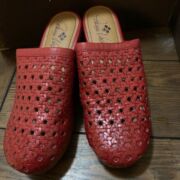 Women Patricia Nash Lorena Slip-on Mules Perforated Wooden Heels Red B4HP Sz 6