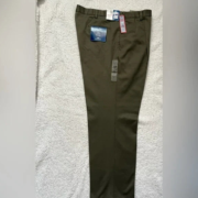 Dockers Pleated Classic Fit Iron Free Cotton Khaki Pants 40×32 B4HP