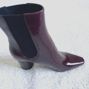 Women Donald j Pliner Laila Booties Wine Left Leg Single Shoe slip on size 8.5