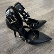 Michael Kors Women’s Amal Ankle-Strap Pumps Black 9M No Box Display Shoe B4HP