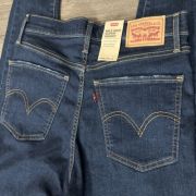 Levi’s Women’s Mile High Super Skinny Stretchy Jeans 227910203 29×28 B4HP