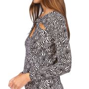 MICHAEL Michael Kors Women’s Printed Twist Keyhole Top (XS, Black/White) B4HP