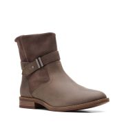Clarks Women’s Collection Camzin Strap Boots Brown Size 11M B4HP
