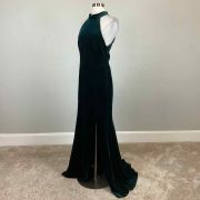 Aqua Women’s Velvet Halter Gown Green Size 8 B4HP $238