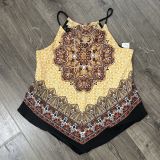 BCX Women's Juniors' Printed V-Hem Top Beige B4HP
