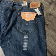 Levis B&T Original Fit 501 Mens Jeans Button Fly Straight Leg (005012308) 44×32