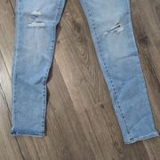 Levi’s 721 High-Rise Skinny Jeans Azure Glow 28 X 30 B4HP
