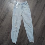 Tinseltown Juniors’ Ripped Raw-Hem Loose Jeans B4HP