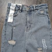 Tinseltown Juniors’ Ripped Raw-Hem Loose Jeans B4HP