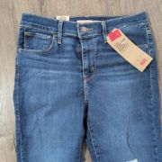 Levi’s Women’s 720 High-Rise Super Skinny Crop Jeans Quebec Echo Size 27 B4HP
