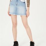 Dollhouse women Juniors' Two-Tone Jean mini Skirt Raw hem