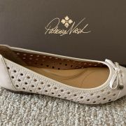 Women Patricia Nash Bettina Ballet Flat Shoes Ivory color Perforated  Sz 9 B4HP